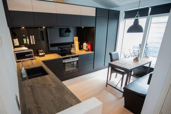 Découvrez les avantages d'une cuisine container contemporaine