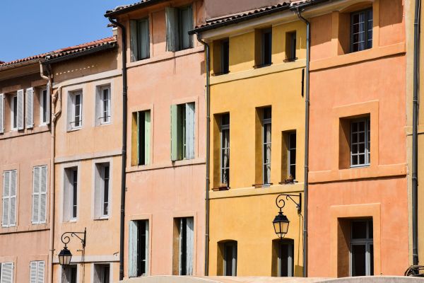 Idées pour le ravalement de façade à toulon : transformez votre bien